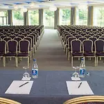 فندق Riverside Park 4*