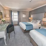 Riverside Park 4*