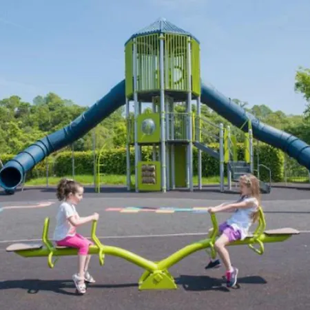 Riverside Park 4* Enniscorthy