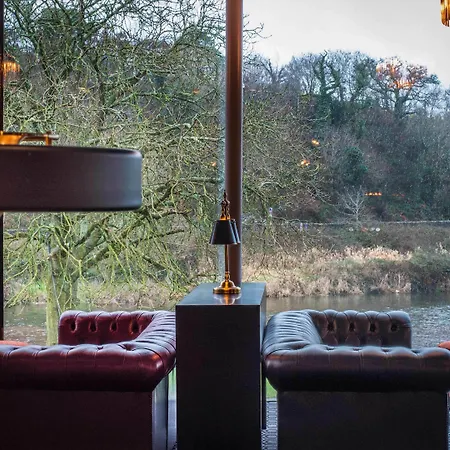 Riverside Park 4* Enniscorthy