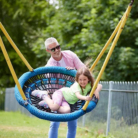 Riverside Park מלון