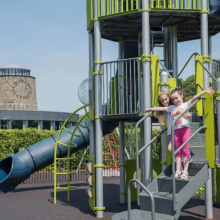 The Riverside Park 4*