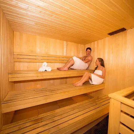 Hotel Riverside Park 4*