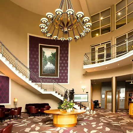 Riverside Park Hotel