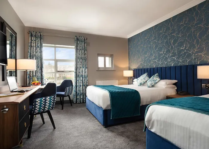 Riverside Park Hotel 4*