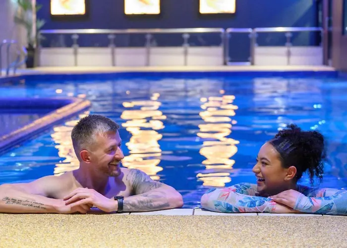 ホテル Riverside Park 4*