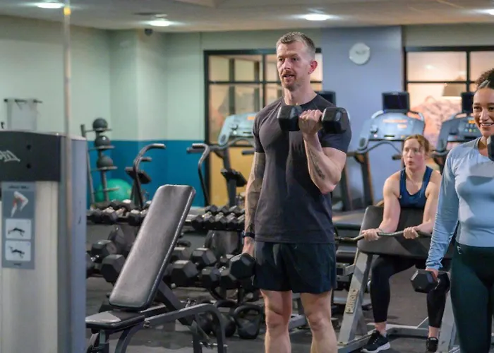 Riverside Park Hotel 4*