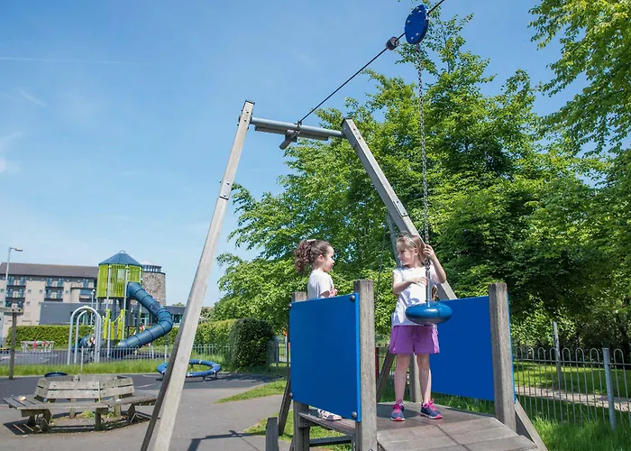 Riverside Park ホテル 4*