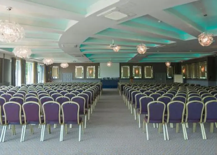 Riverside Park 4* Enniscorthy